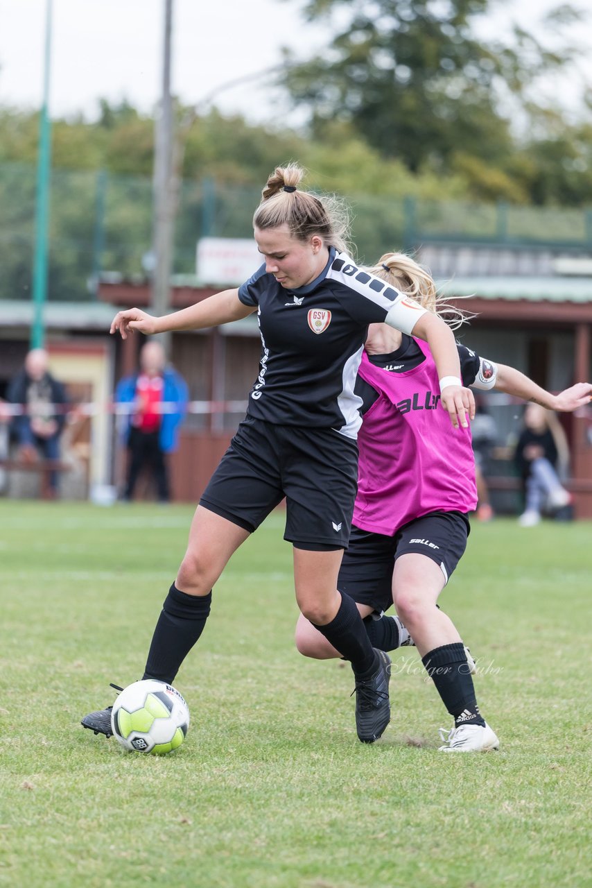 Bild 146 - Frauen Grossenasper SV - SV Steinhorst/Labenz : Ergebnis: 1:3